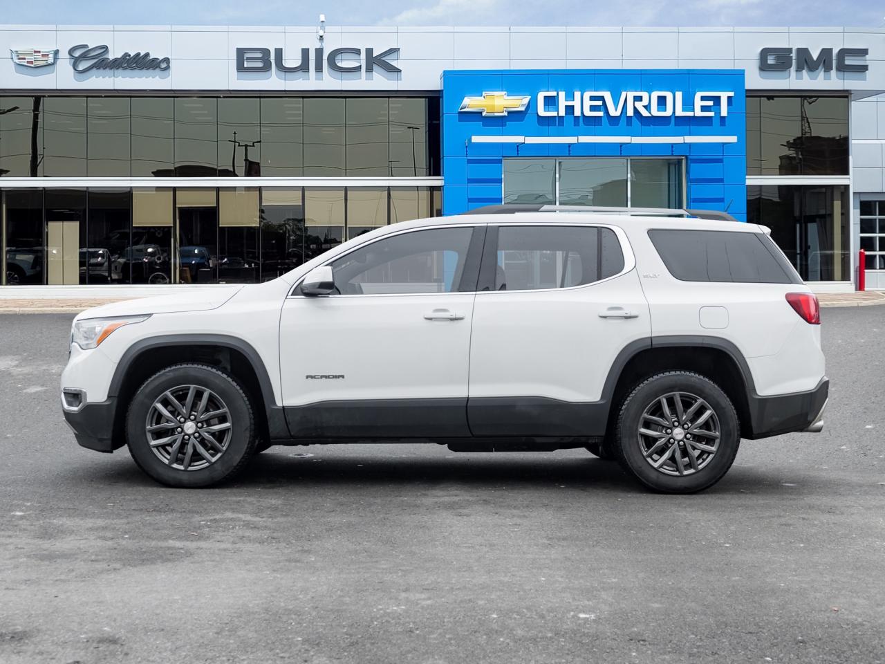 2019 GMC Acadia AS IS   Driver Alert PKG, AWD, BOSE SOUND Photo