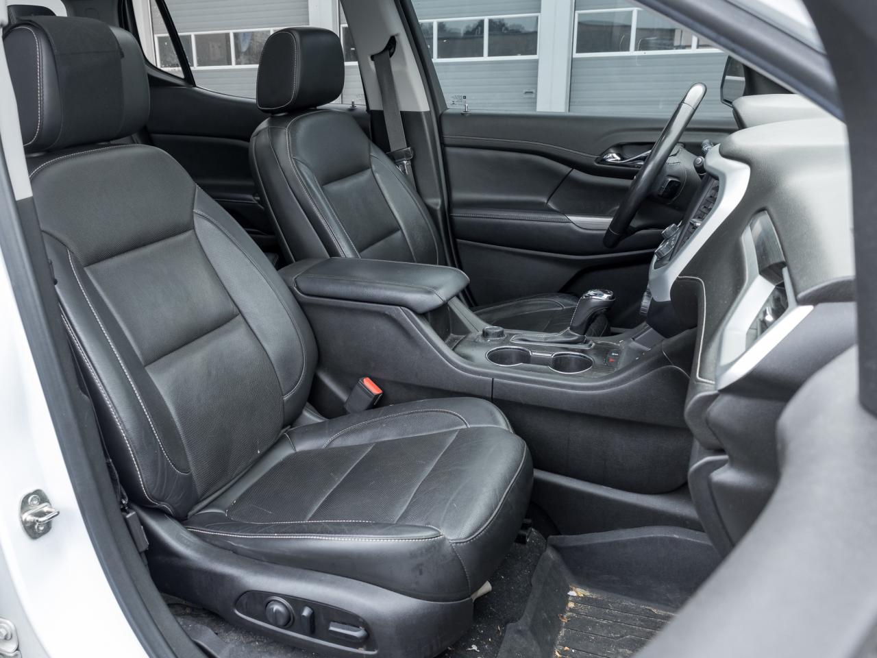 2019 GMC Acadia AS IS   Driver Alert PKG, AWD, BOSE SOUND Photo