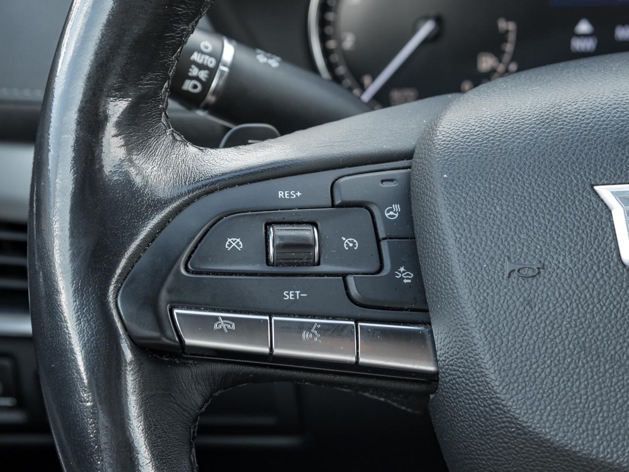 2021 Cadillac XT4 AWD 4dr Premium Luxury Photo