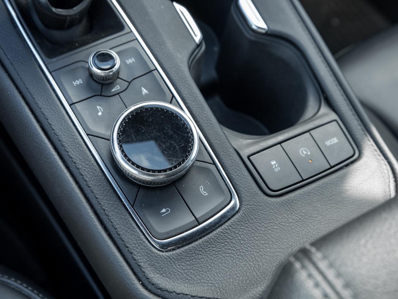 2021 Cadillac XT4 AWD 4dr Premium Luxury Photo