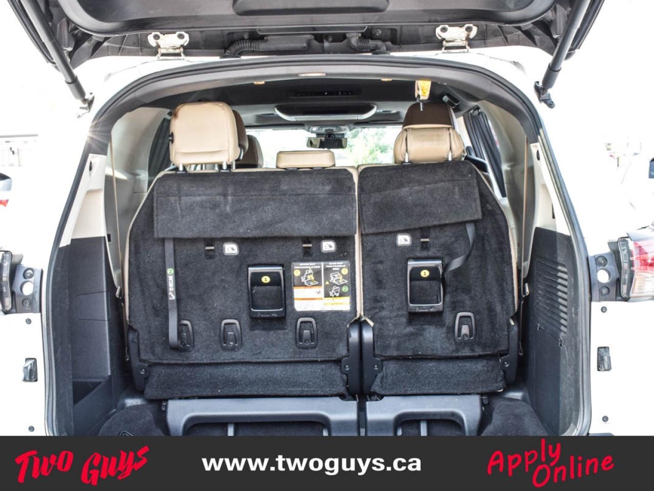 2022 Toyota Sienna 7 Passenger Limited Photo