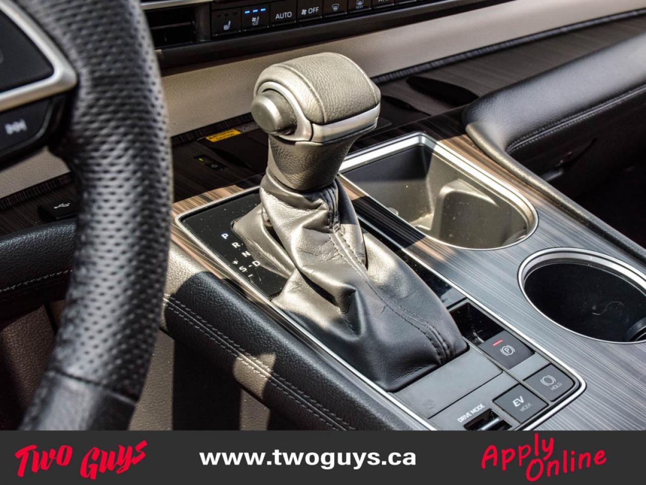 2022 Toyota Sienna Limited AWD   DVD   Htd /Cool Lthr   Sunroof   Nav Photo