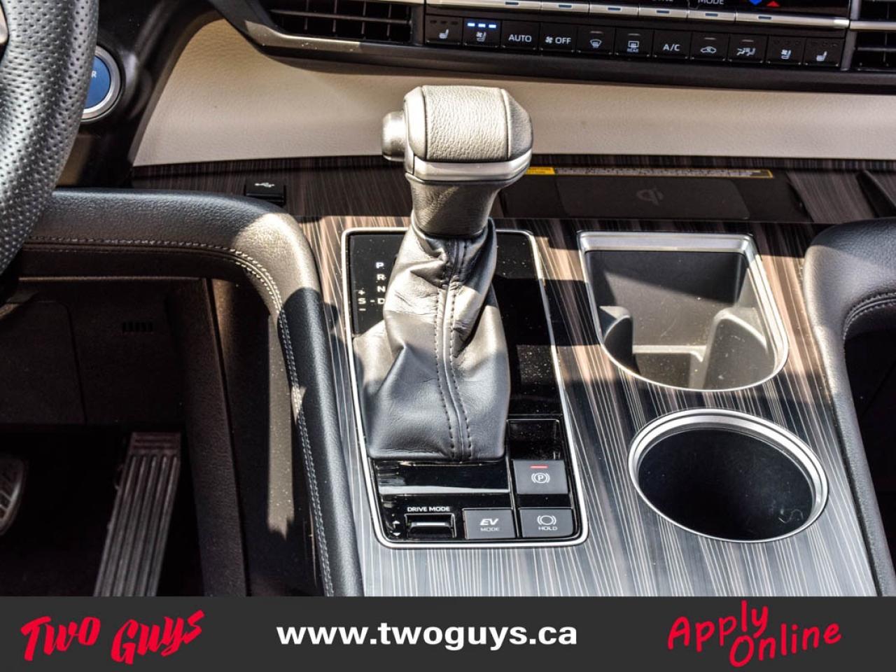 2022 Toyota Sienna 7 Passenger Limited Photo