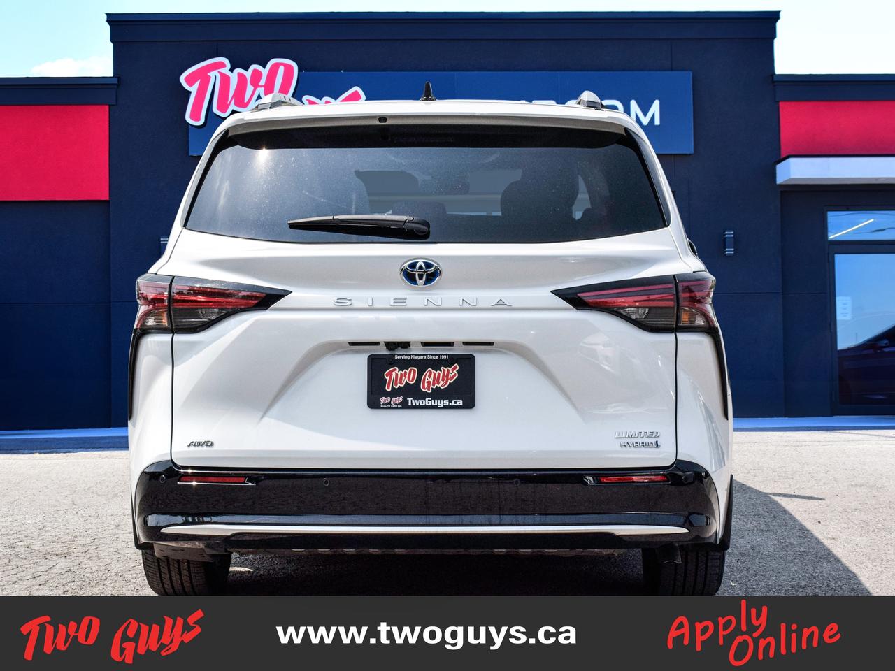 2022 Toyota Sienna Limited AWD   DVD   Htd /Cool Lthr   Sunroof   Nav Photo