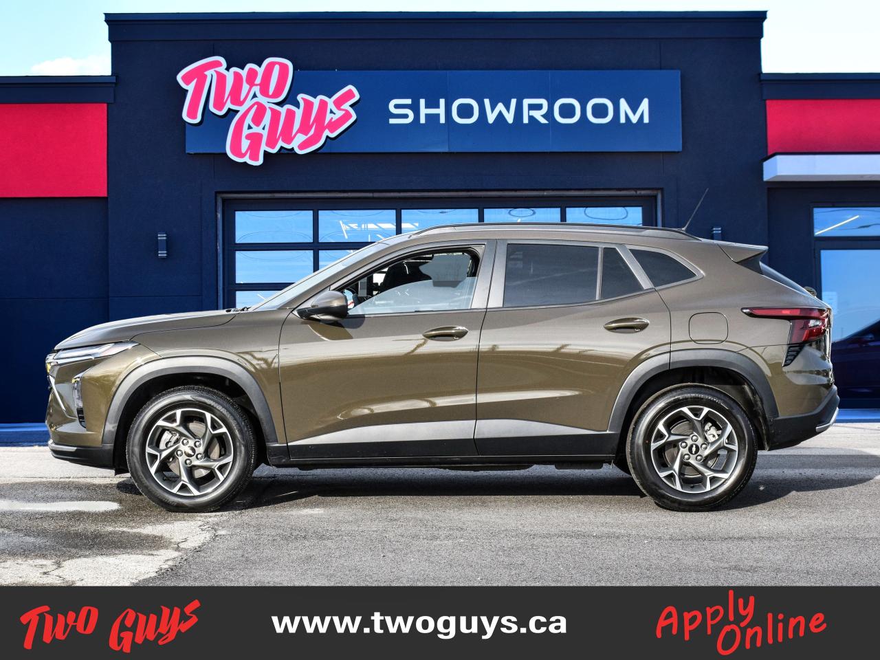 2024 Chevrolet Trax LT   Htd Cloth   Lease Return   Clean CF Photo2