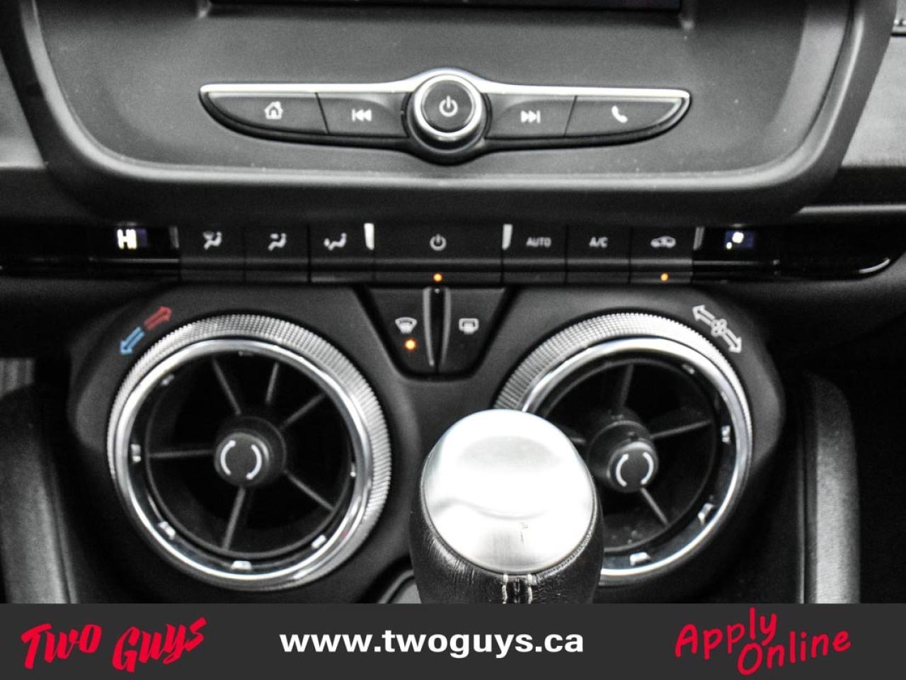 2019 Chevrolet Camaro 1LT RS   2.0L Auto   Sunroof   Cloth Photo