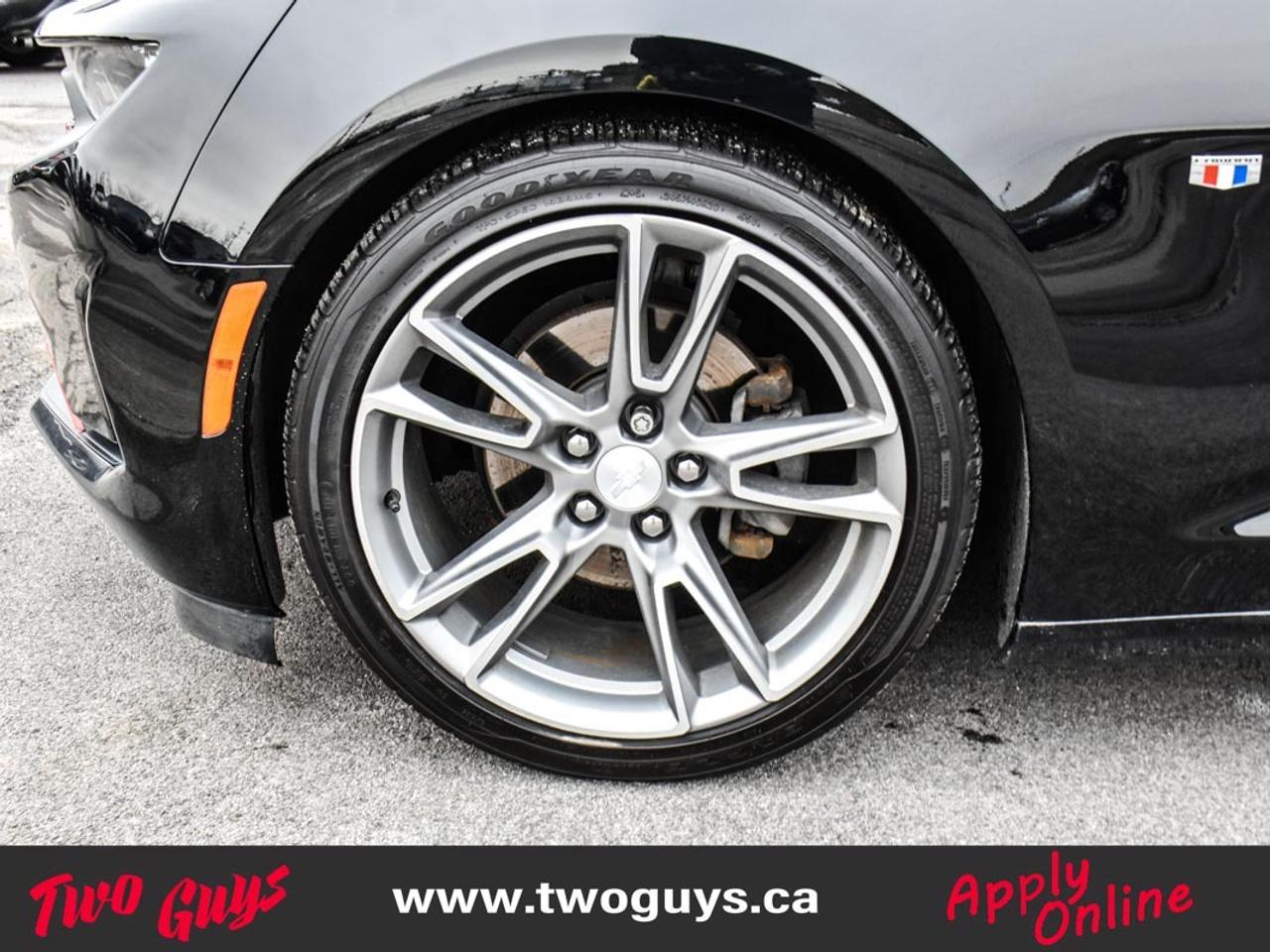 2019 Chevrolet Camaro 1LT RS   2.0L Auto   Sunroof   Cloth Photo