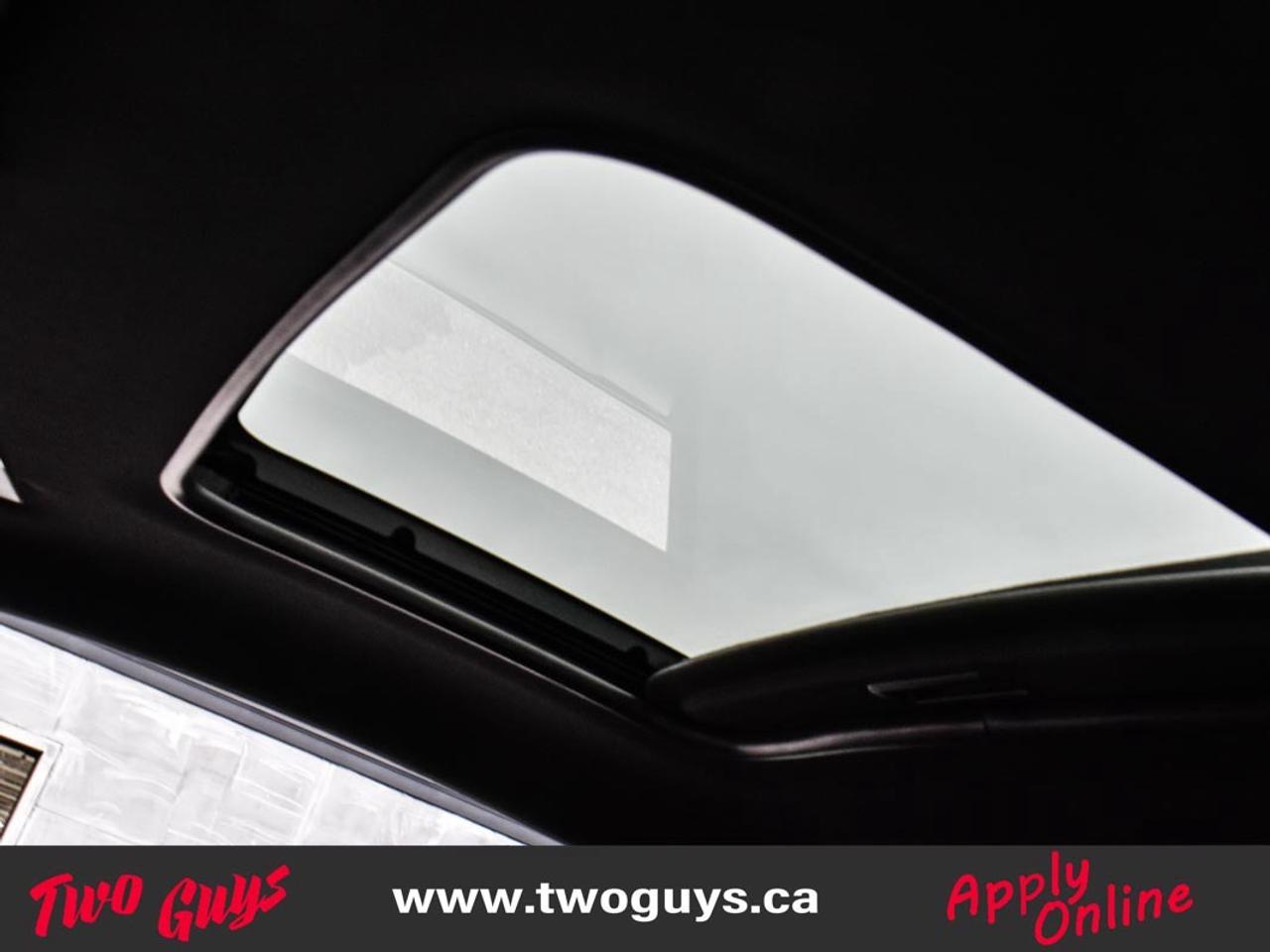 2019 Chevrolet Camaro 1LT RS   2.0L Auto   Sunroof   Cloth Photo