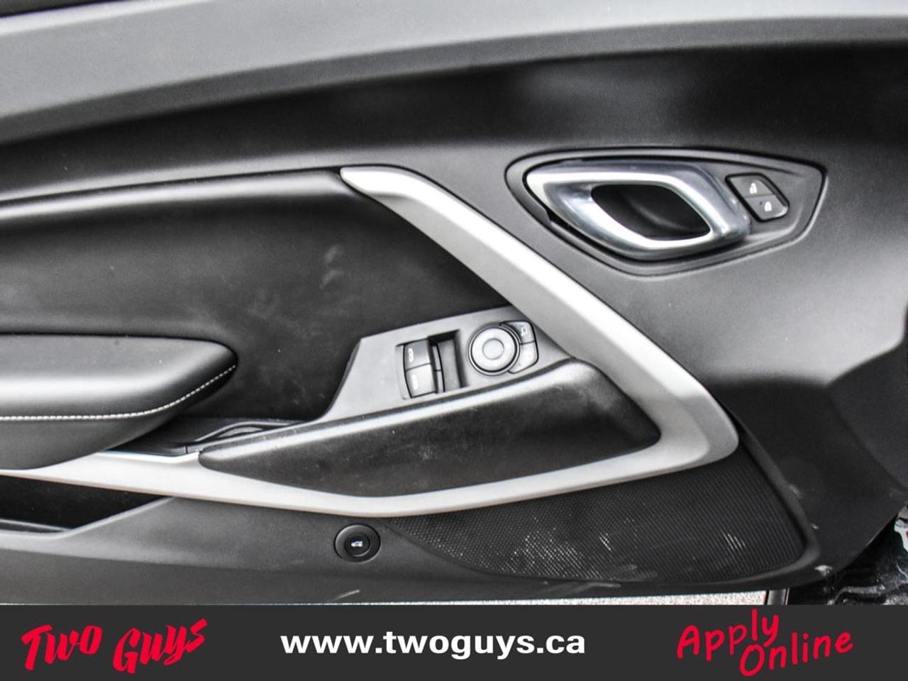 2019 Chevrolet Camaro 1LT RS   2.0L Auto   Sunroof   Cloth Photo