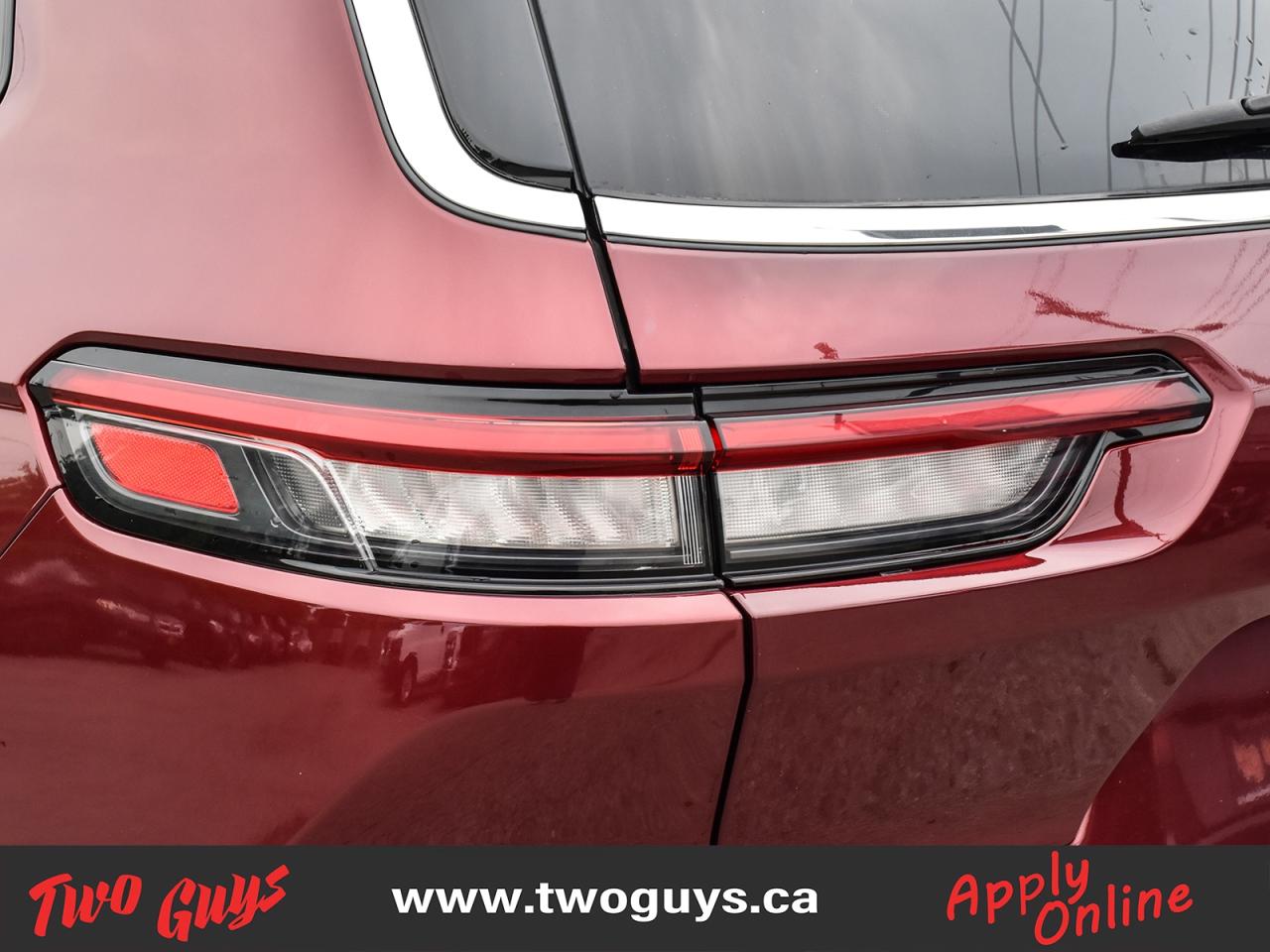 2021 Jeep Grand Cherokee L Limited 3.6L 4WD   Panoroof   Leather   6Pass Photo