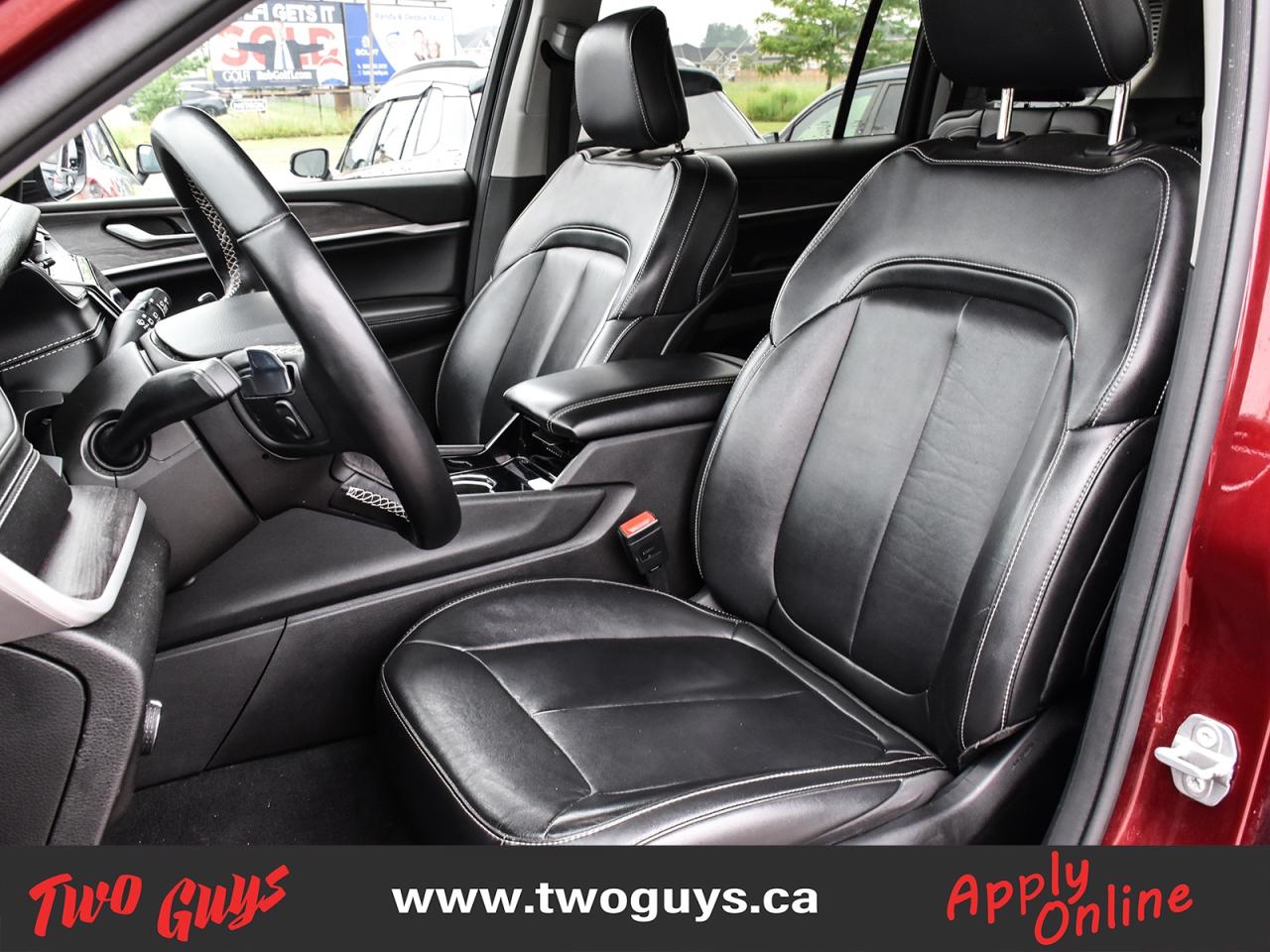 2021 Jeep Grand Cherokee L Limited 3.6L 4WD   Panoroof   Leather   6Pass Photo