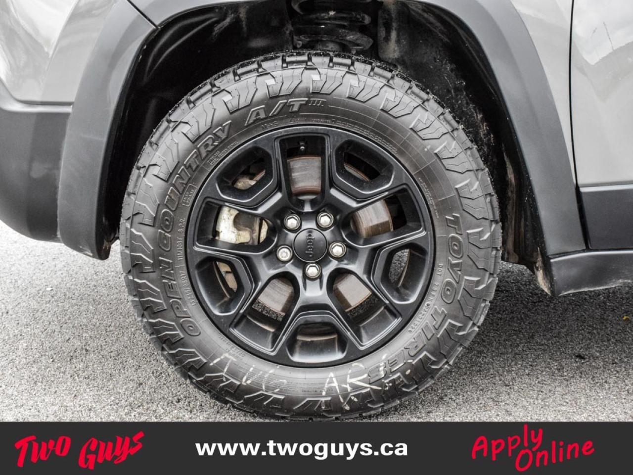 2022 Jeep Cherokee Trailhawk ELITE   3.2L 4WD   Panoroof   Lthr Photo