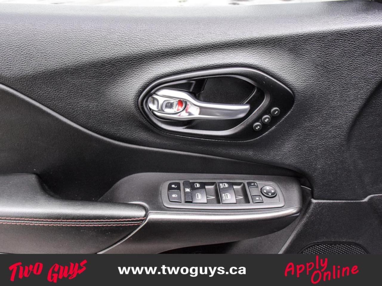 2022 Jeep Cherokee Trailhawk ELITE   3.2L 4WD   Panoroof   Lthr Photo