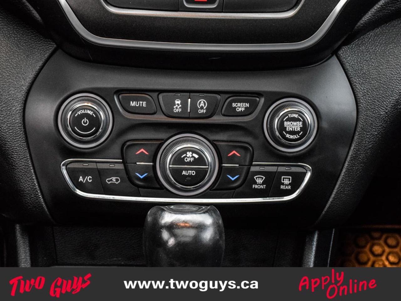 2022 Jeep Cherokee Trailhawk ELITE   3.2L 4WD   Panoroof   Lthr Photo