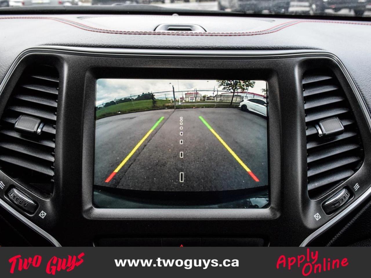 2022 Jeep Cherokee Trailhawk ELITE   3.2L 4WD   Panoroof   Lthr Photo