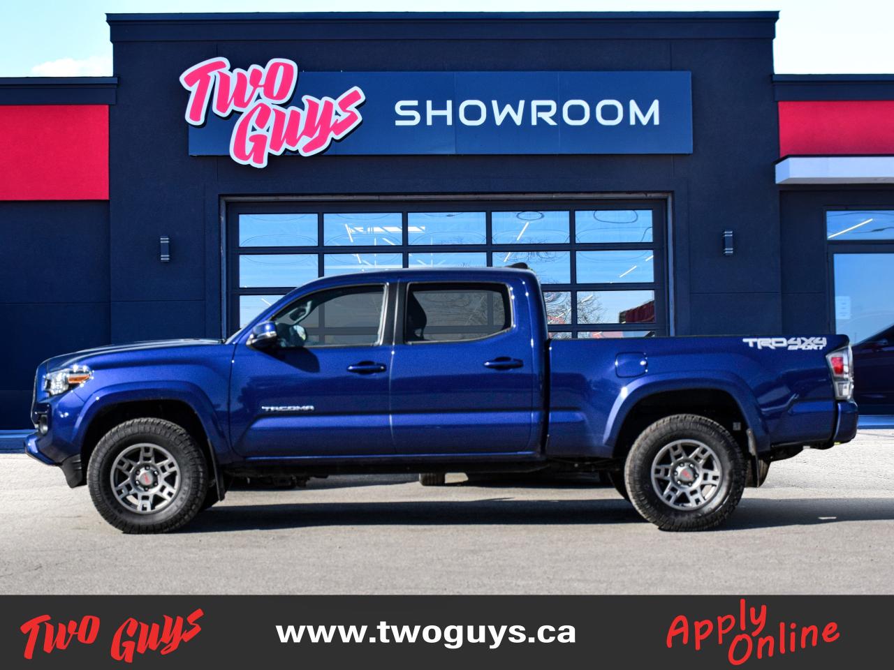 2023 Toyota Tacoma TRD Sport Premium   3.5L Ext 4WD   Leather   Sunro Photo2