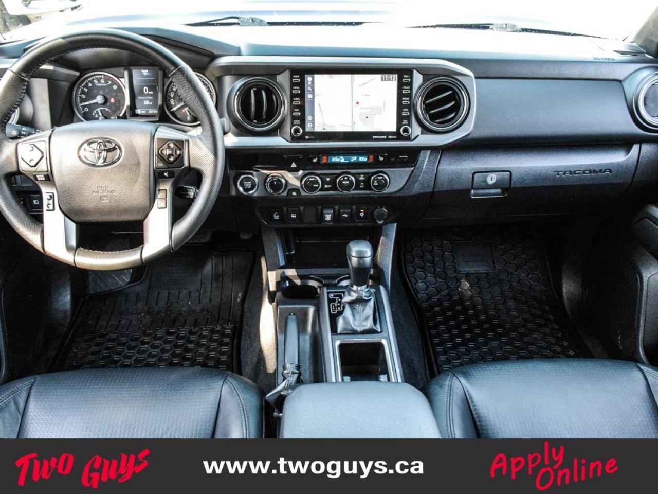 2023 Toyota Tacoma TRD Sport Premium   3.5L Ext 4WD   Leather   Sunro Photo