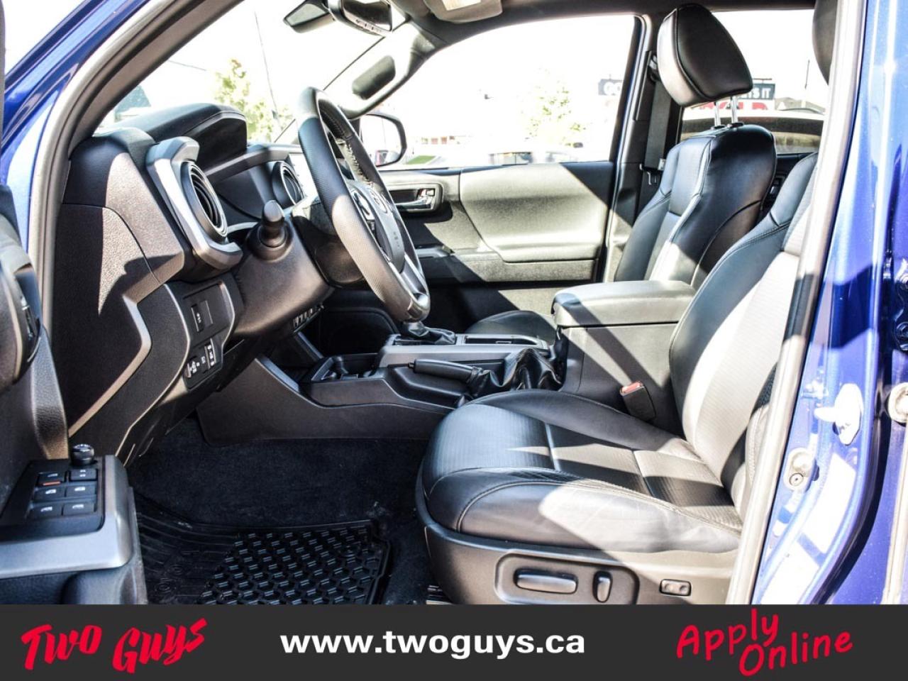 2023 Toyota Tacoma TRD Sport Premium   3.5L Ext 4WD   Leather   Sunro Photo