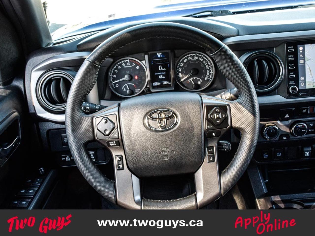 2023 Toyota Tacoma TRD Sport Premium   3.5L Ext 4WD   Leather   Sunro Photo