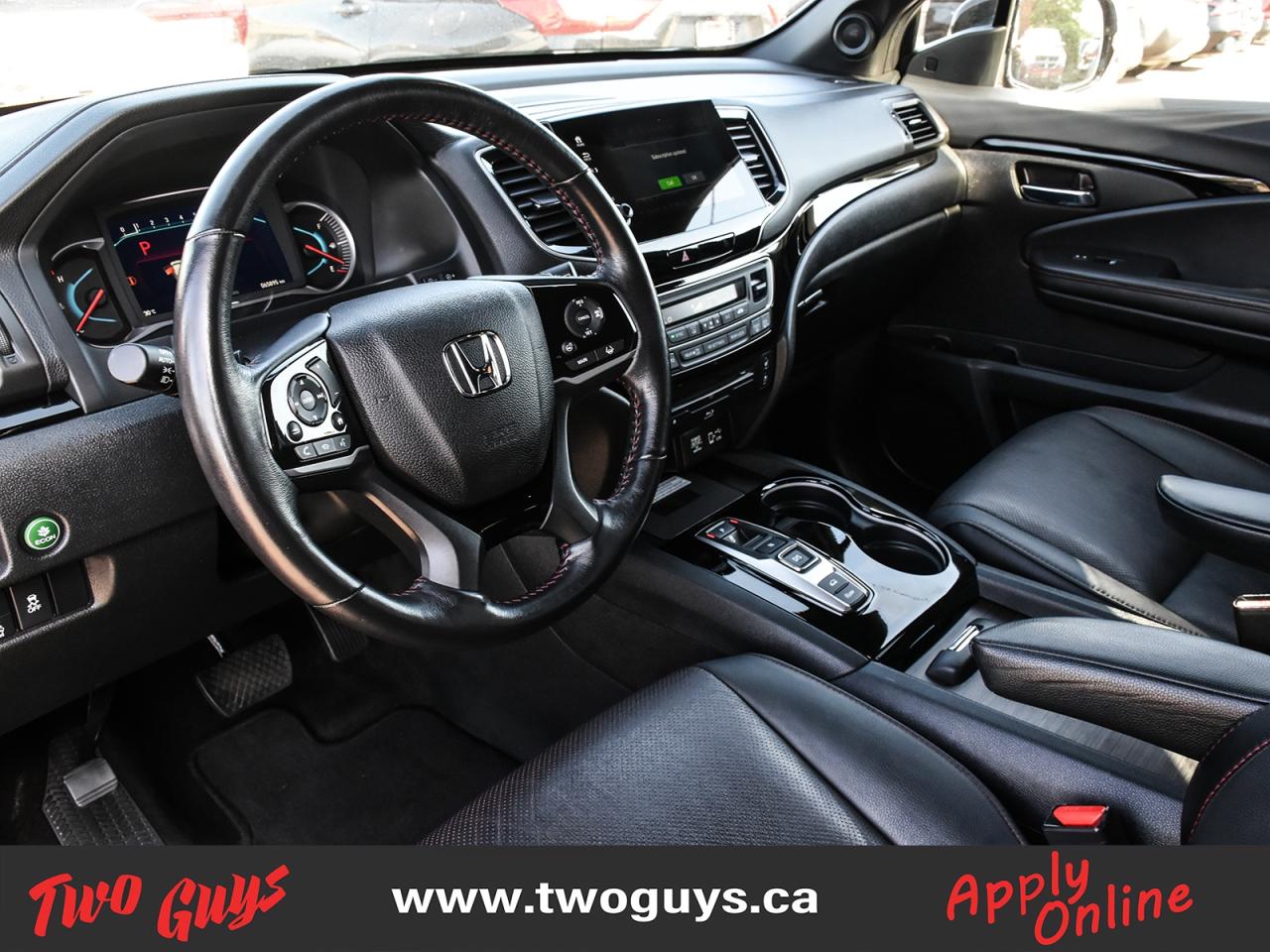 2021 Honda Pilot Black Edition AWD   DVD   Nav   Sunroof   6 Pass Photo