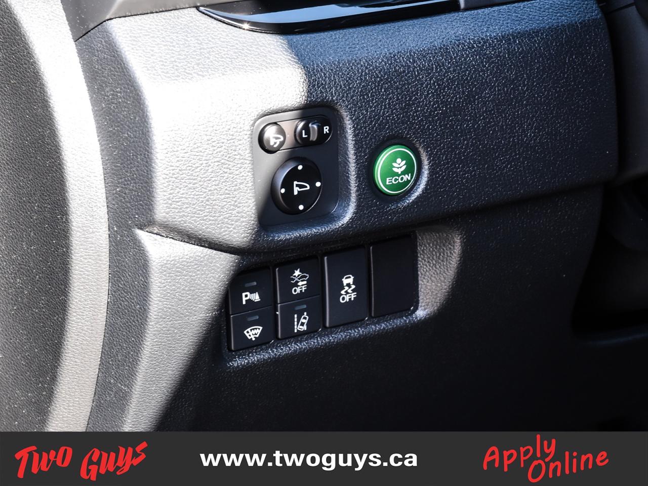 2021 Honda Pilot Black Edition AWD   DVD   Nav   Sunroof   6 Pass Photo