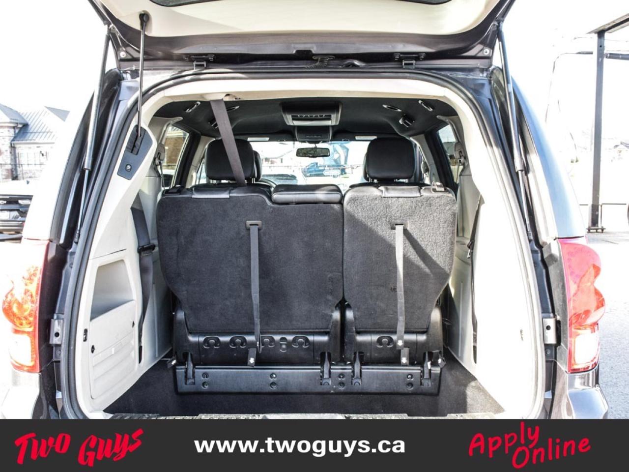 2018 Dodge Grand Caravan SXT Premium Plus   DVD   Lthr   Nav   Pwr Sliders Photo