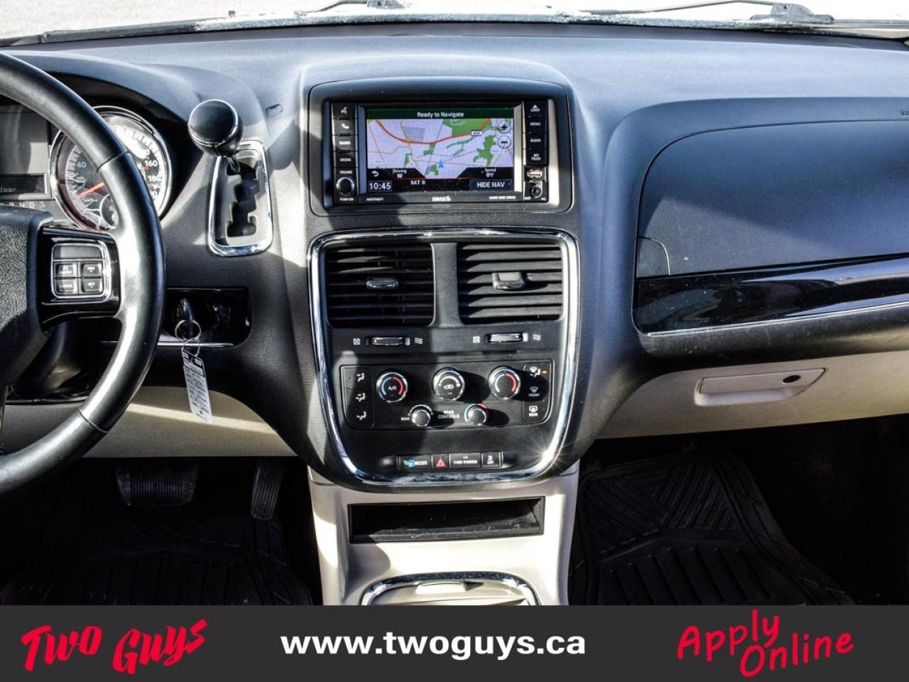 2018 Dodge Grand Caravan SXT Premium Plus 2WD 7 Passenger Back Up Cam DVD Photo