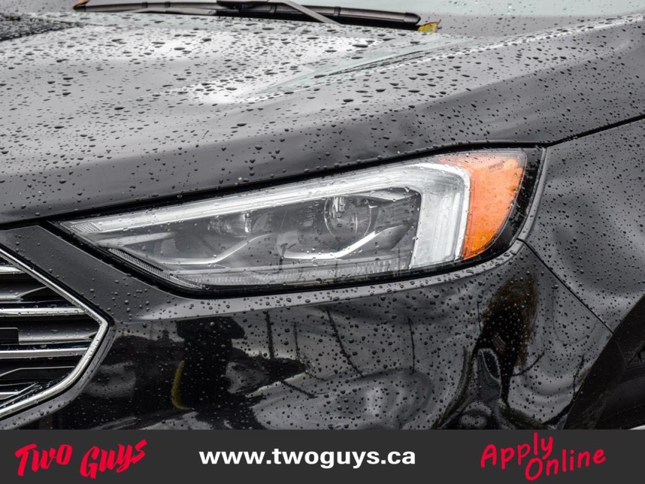 2021 Ford Edge Titanium 2.0L AWD   Panoroof   Nav   Leather Photo