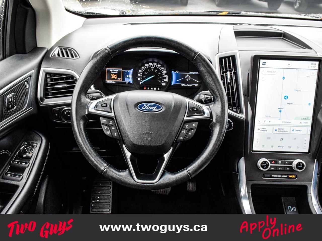 2021 Ford Edge Titanium 2.0L AWD   Panoroof   Nav   Leather Photo