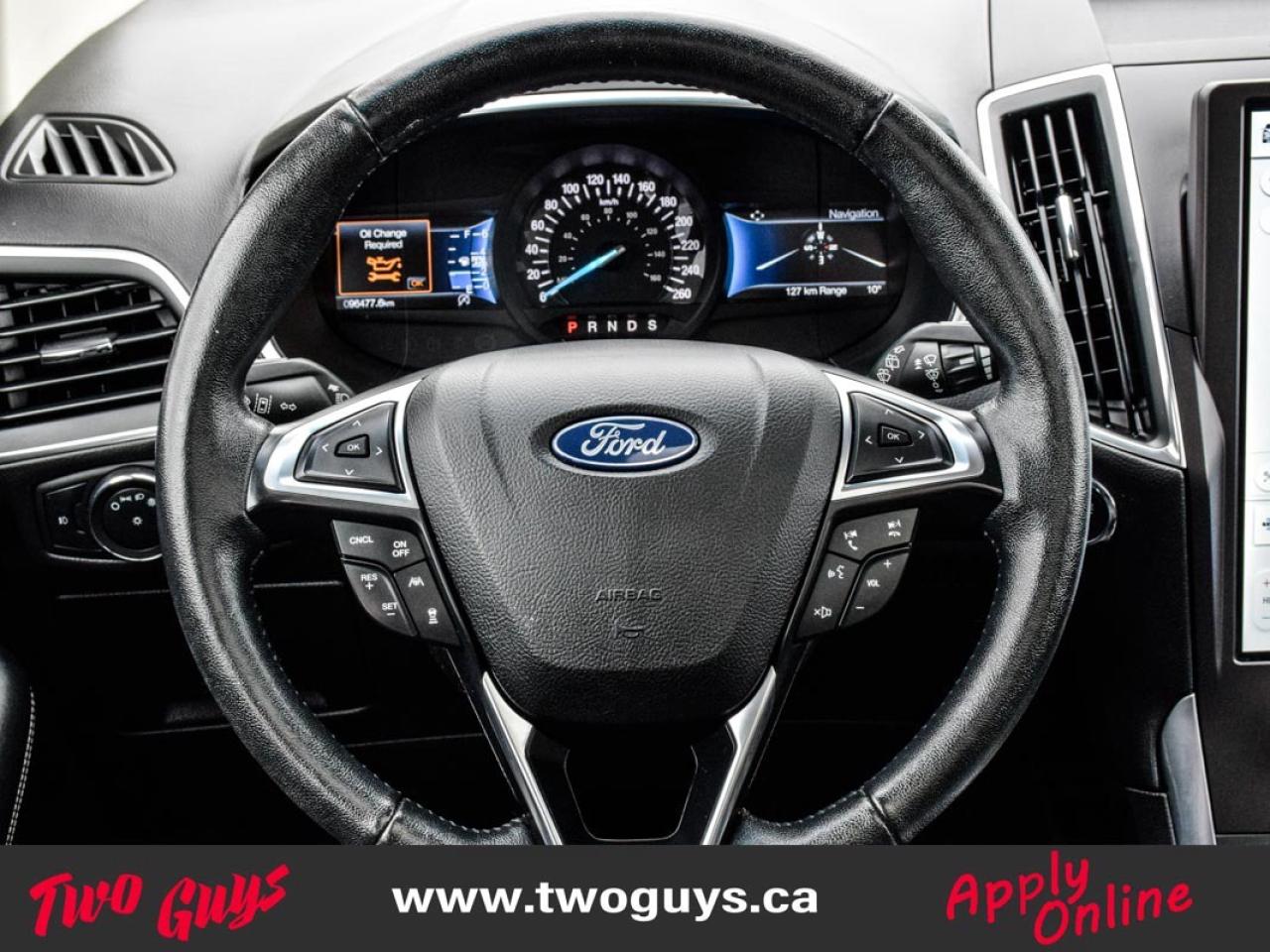 2021 Ford Edge Titanium 2.0L AWD   Panoroof   Nav   Leather Photo