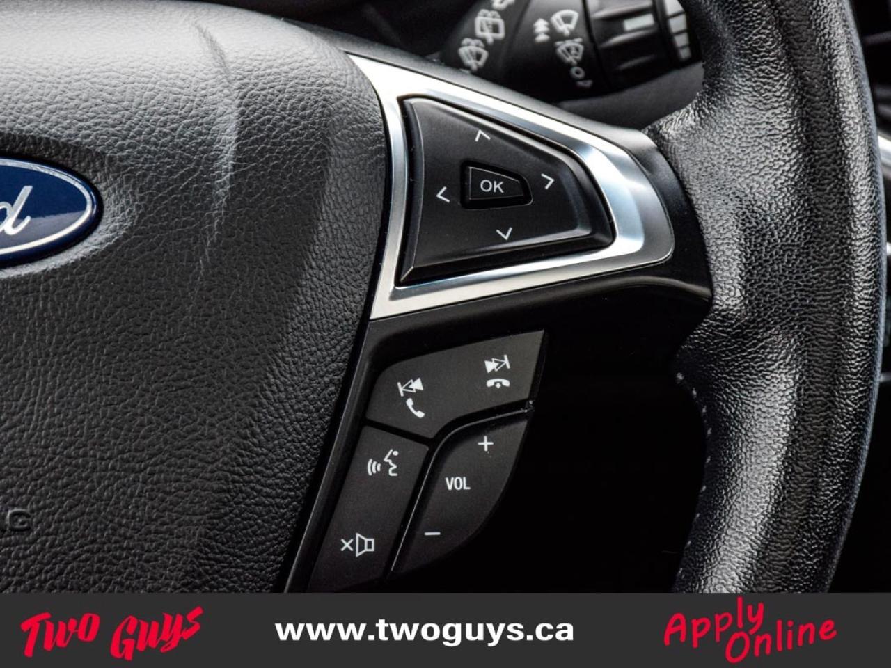 2021 Ford Edge Titanium 2.0L AWD   Panoroof   Nav   Leather Photo