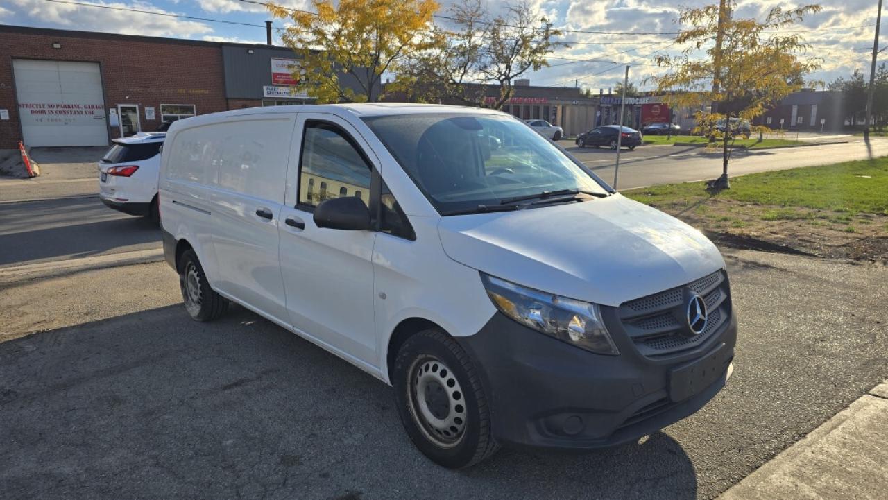 2018 Mercedes-Benz Metris Passenger Van Metris Cargo - 135WB - GAS Photo4