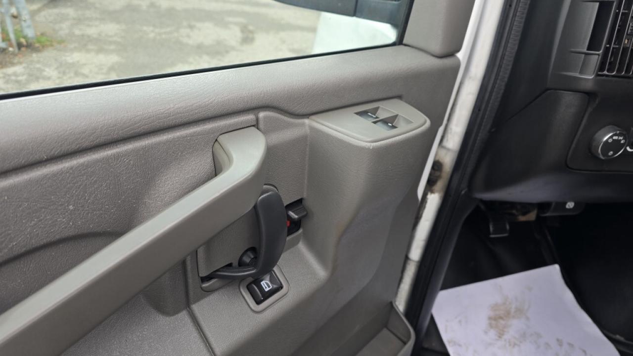 2019 Chevrolet Express G2500 - V6 Gas - Roof Rack - Clean Carfax - NEW TI Photo