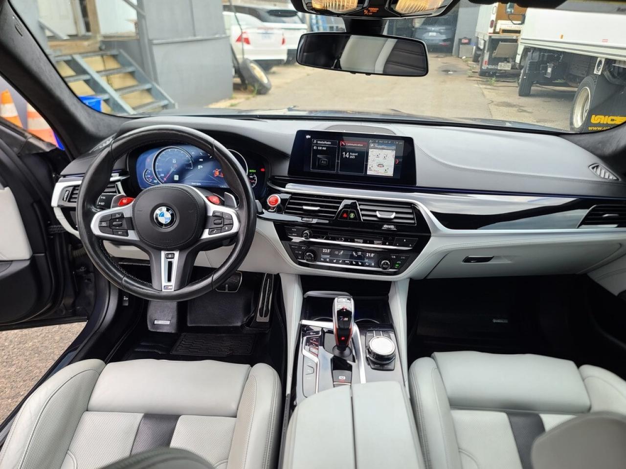 2019 BMW M5 Sedan Photo