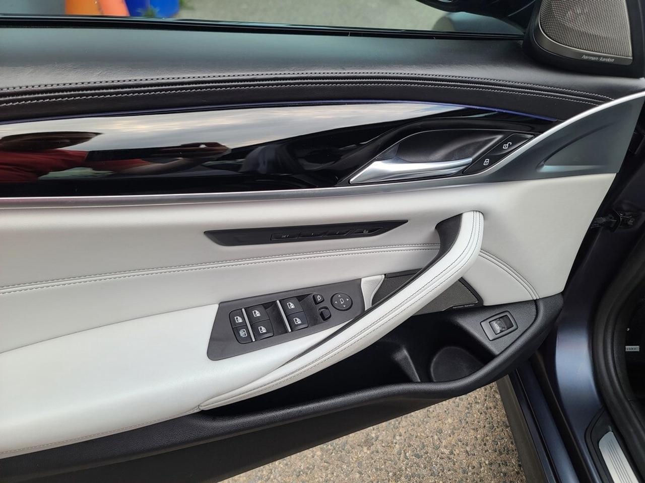 2019 BMW M5 Sedan Photo