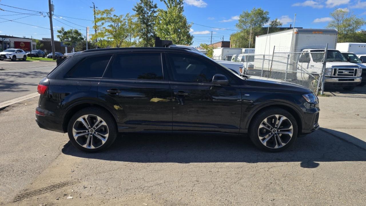 2022 Audi Q7 3.0L V6 - Progressive 7 Passenger - CERTIFIED Photo