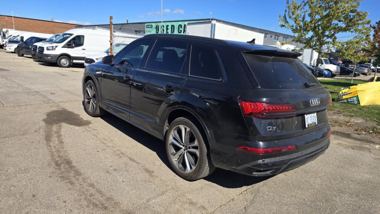 2022 Audi Q7 3.0L V6 - Progressive 7 Passenger - CERTIFIED Photo