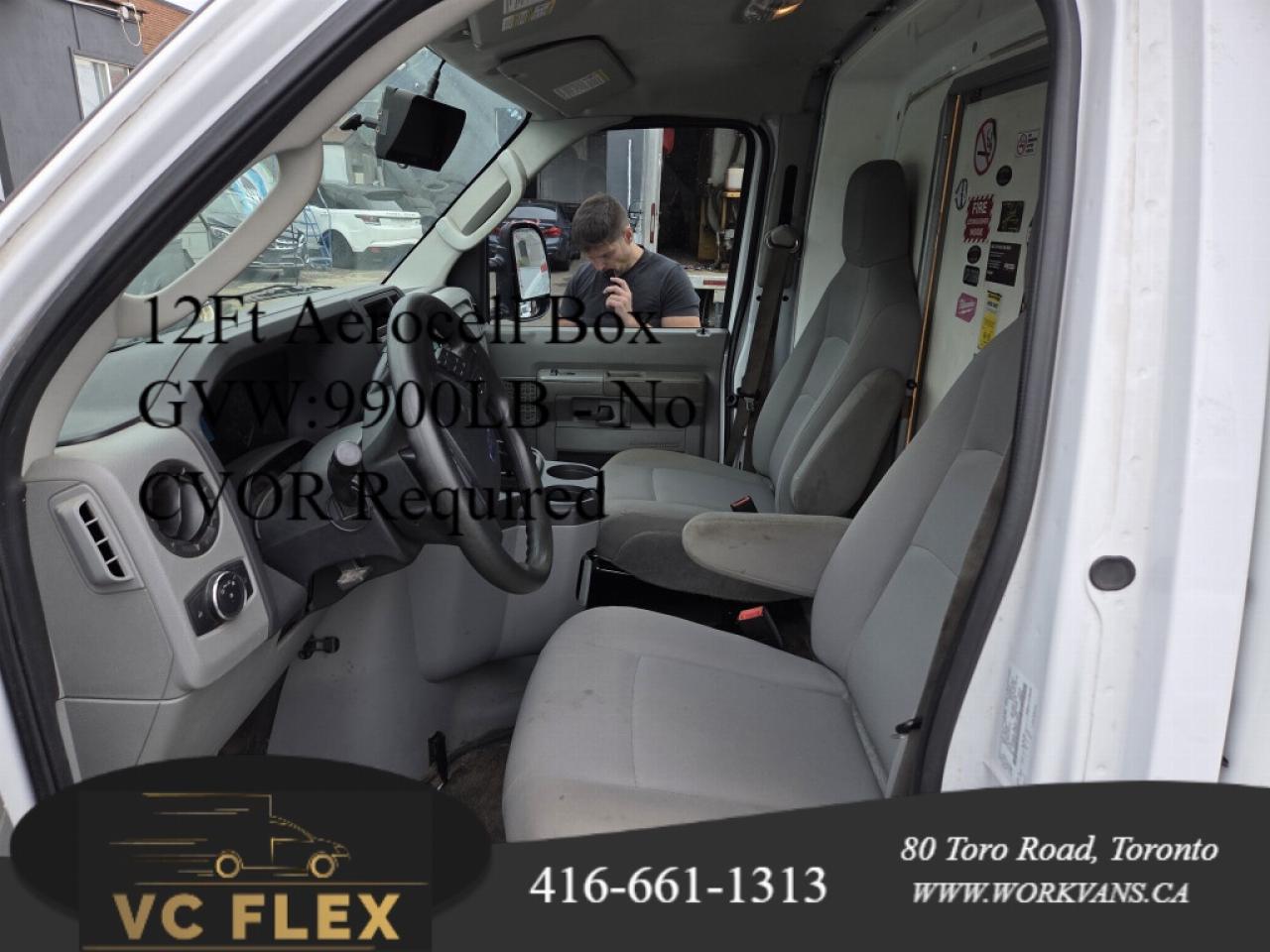 2022 Ford E-Series Cutaway E-350 - 12Ft Aerocell Unicell Box - V8 Gas Photo