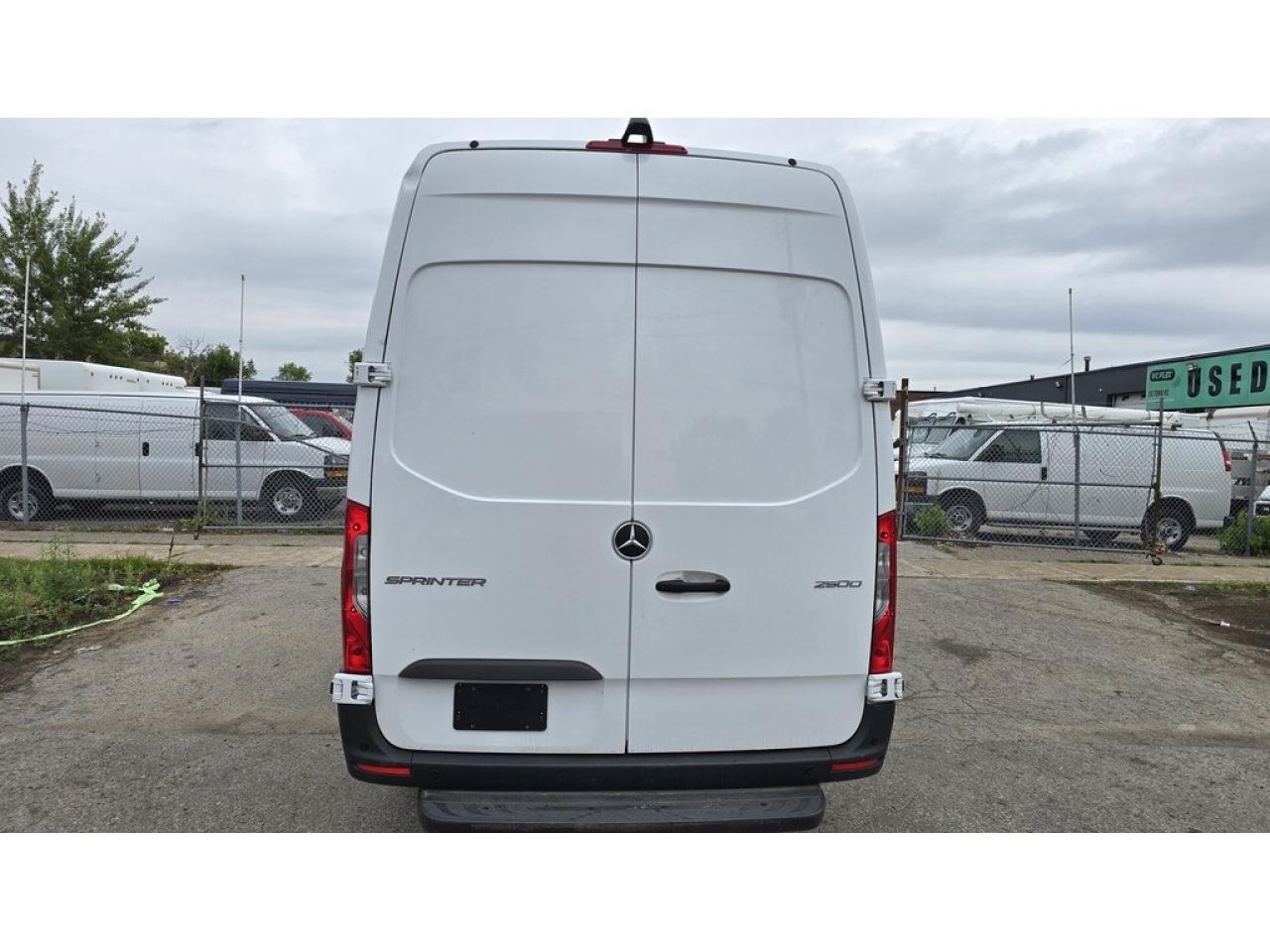 2022 Mercedes-Benz Sprinter Cargo Van 2500 170WB - HighRoof - DIESEL - Highly Optioned Photo