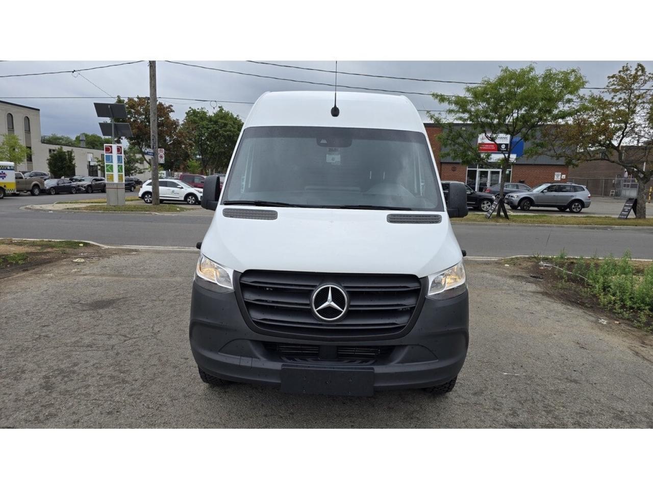 2022 Mercedes-Benz Sprinter Cargo Van 2500 170WB - HighRoof - DIESEL - Highly Optioned Photo