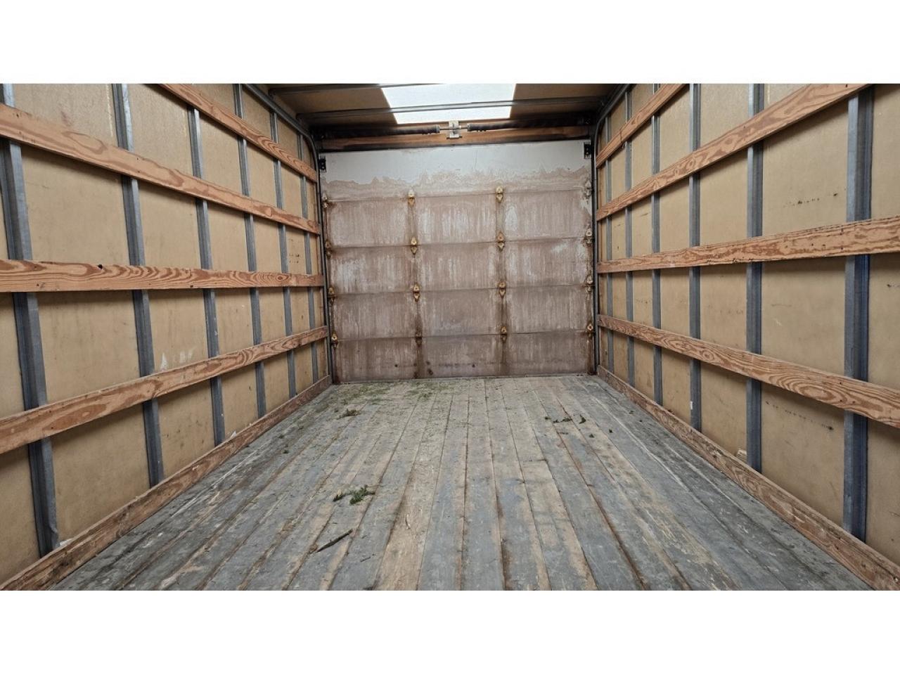 2019 GMC Savana 16Ft Box V8 Gas - Clean Carfax - Certified Photo