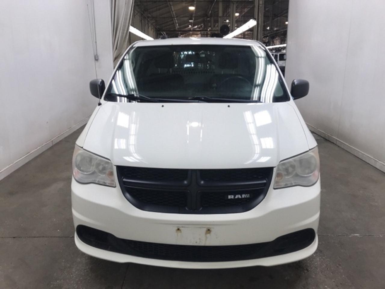 2012 RAM Cargo Van CARGO /  ONLY 151829 KMS !! / FULLY LOADED / CLEAN Photo