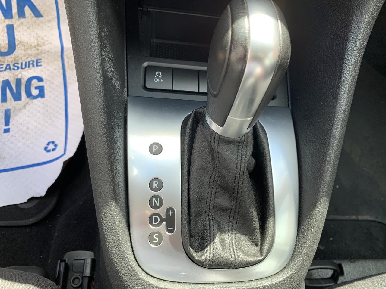 2013 Volkswagen Golf 5dr HB Auto Wolfsburg Edition !! 138976 KMS ! MINT Photo