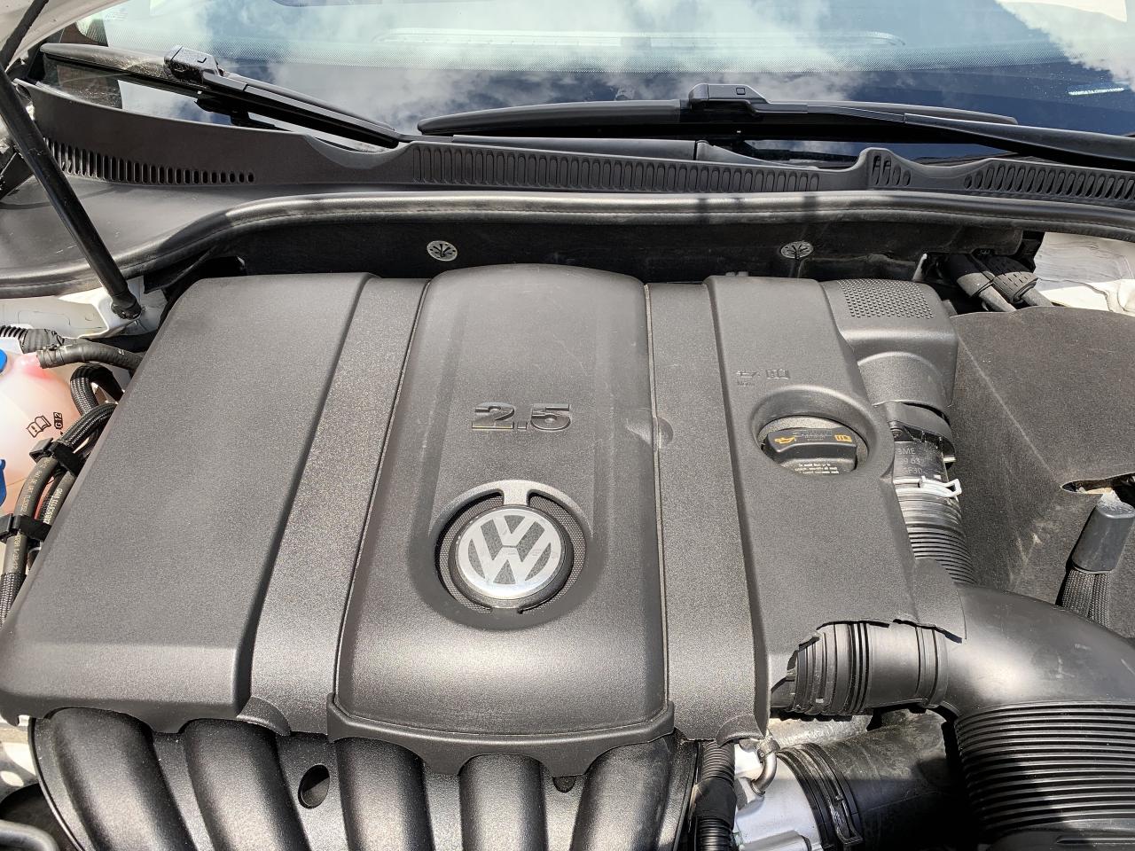 2013 Volkswagen Golf 5dr HB Auto Wolfsburg Edition !! 138976 KMS ! MINT Photo