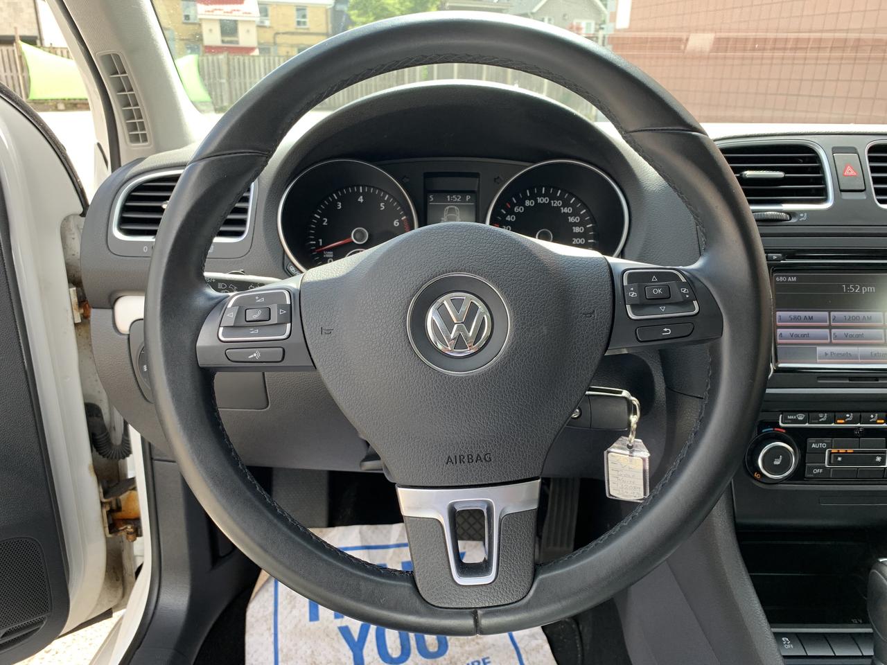 2013 Volkswagen Golf 5dr HB Auto Wolfsburg Edition !! 138976 KMS ! MINT Photo