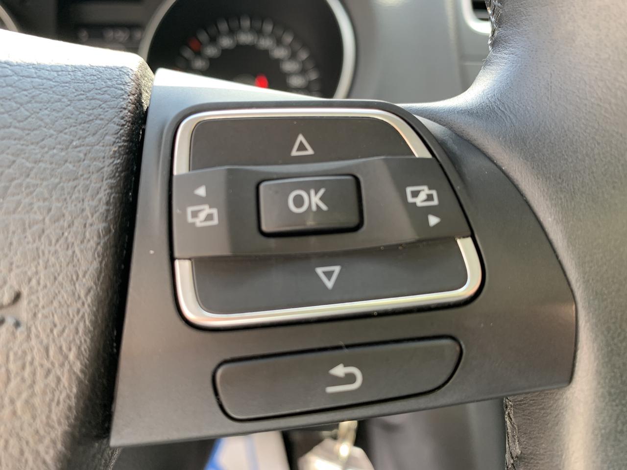 2013 Volkswagen Golf 5dr HB Auto Wolfsburg Edition !! 138976 KMS ! MINT Photo