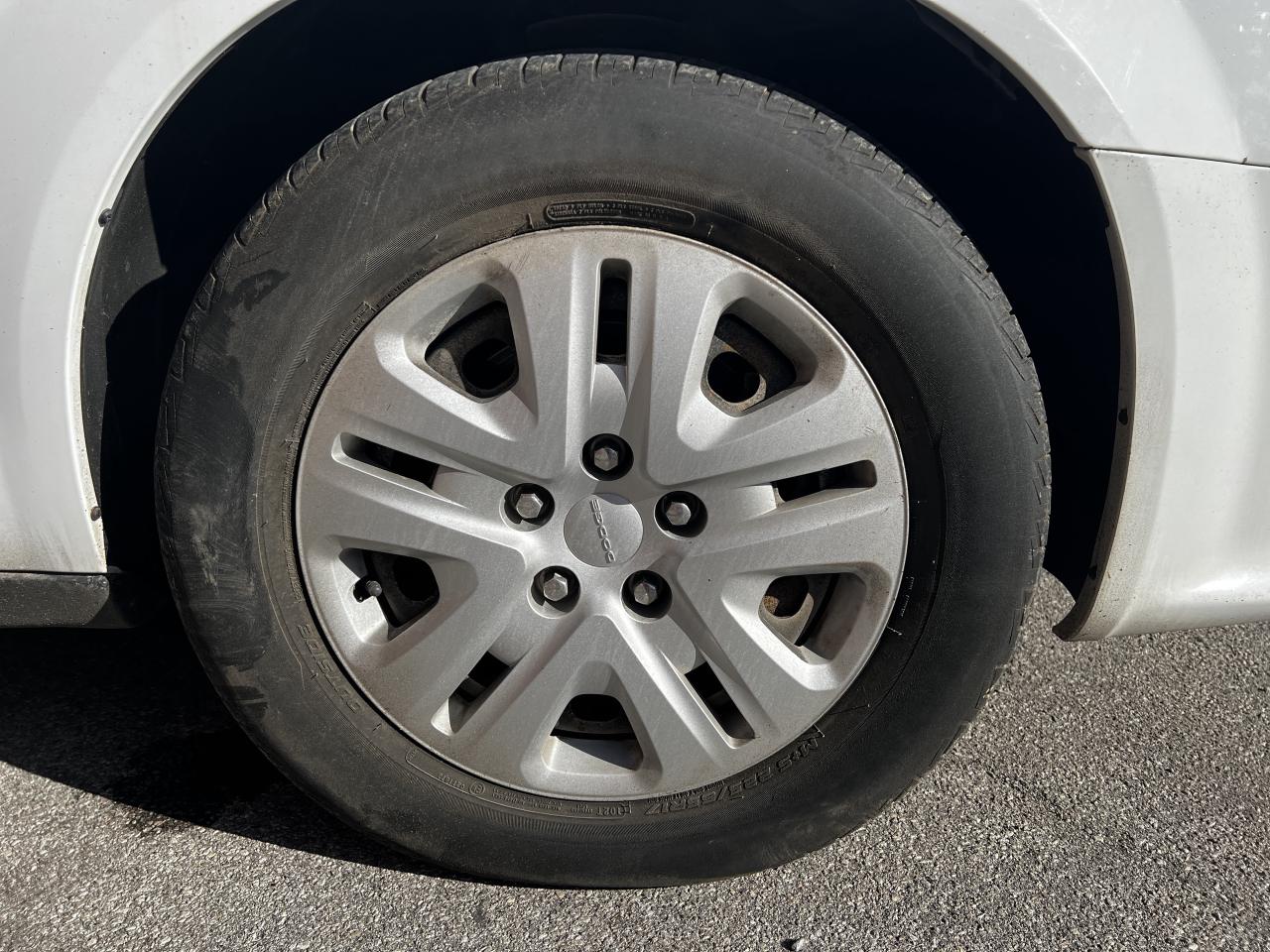 2014 RAM Cargo Van TRADESMAN / ONE OWWNER / SUPER CLEAN / Photo