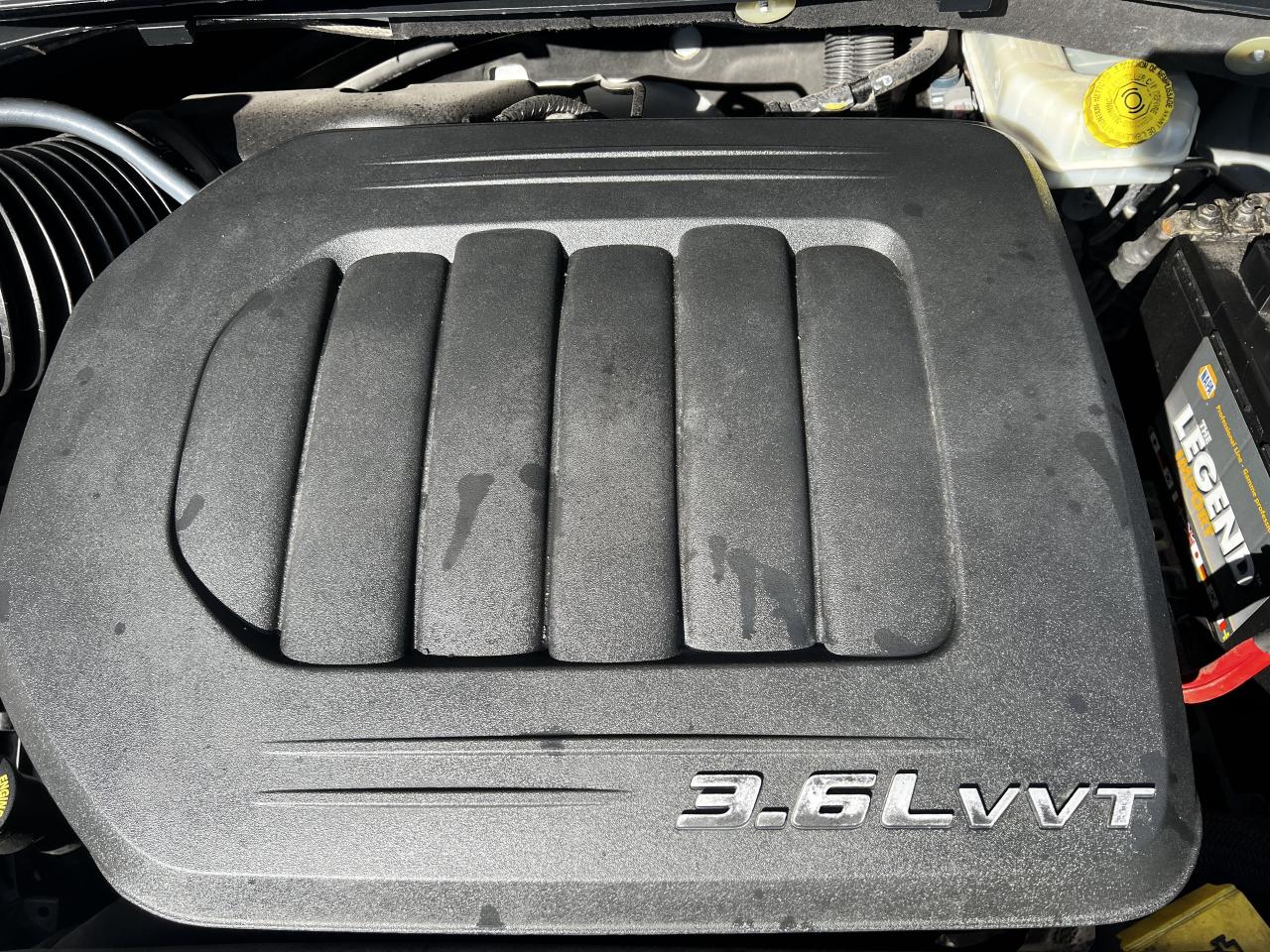 2014 RAM Cargo Van TRADESMAN / ONE OWWNER / SUPER CLEAN / Photo