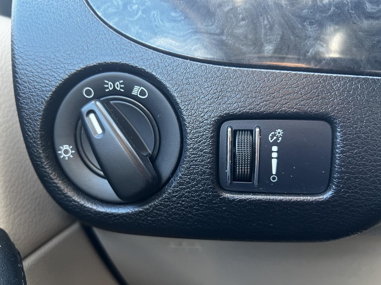 2014 RAM Cargo Van TRADESMAN / ONE OWWNER / SUPER CLEAN / Photo