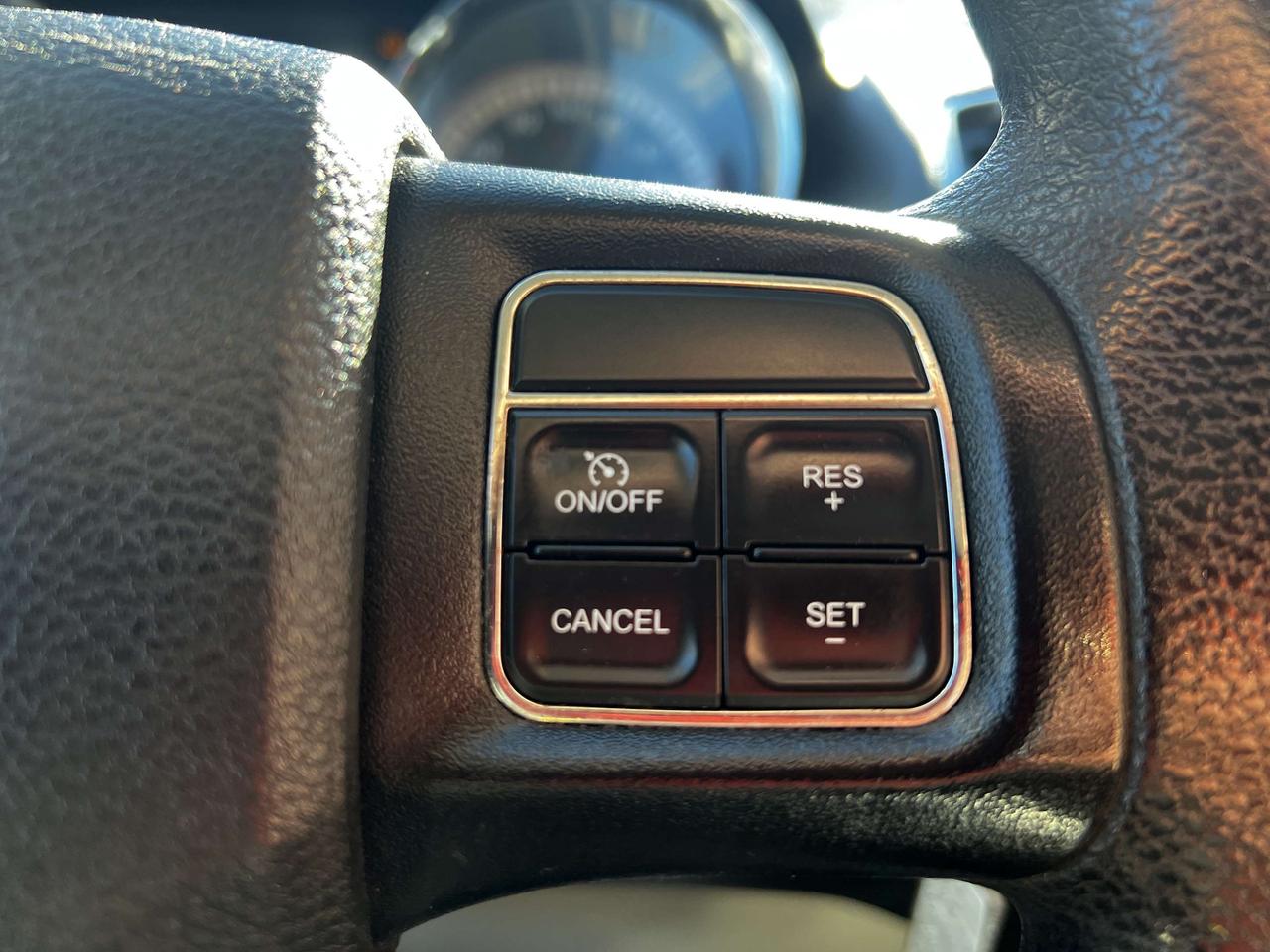 2014 RAM Cargo Van TRADESMAN / ONE OWWNER / SUPER CLEAN / Photo